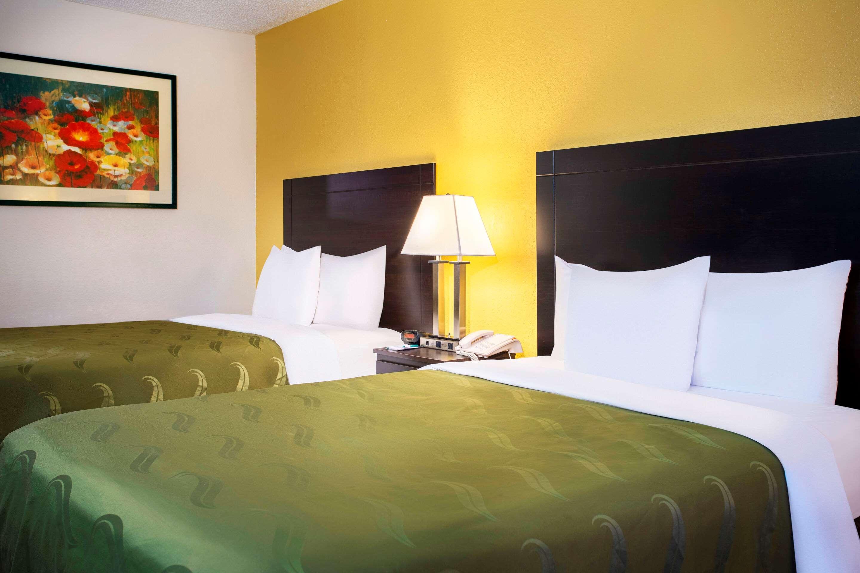 Quality Inn At Arlington Highlands Eksteriør bilde