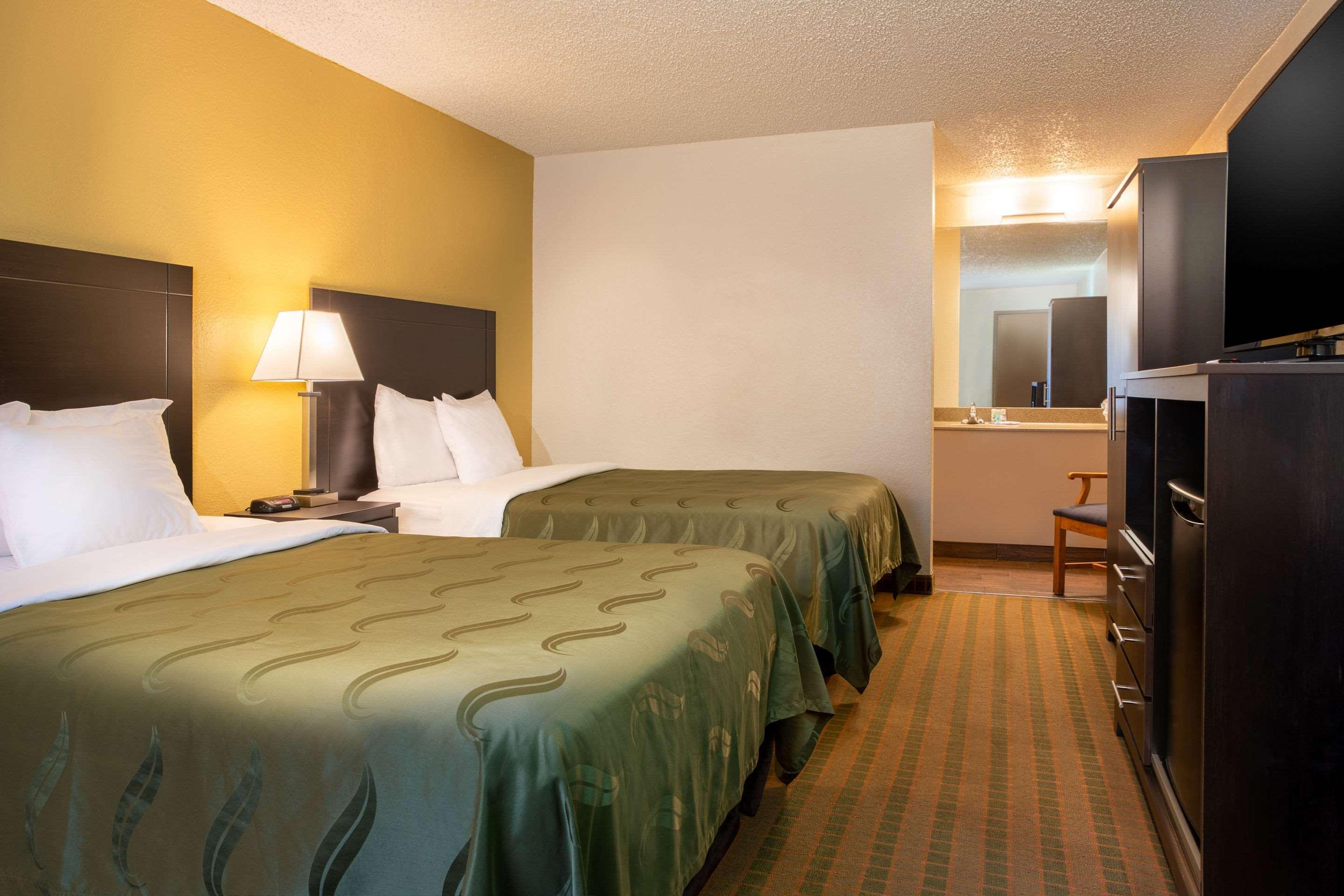 Quality Inn At Arlington Highlands Eksteriør bilde