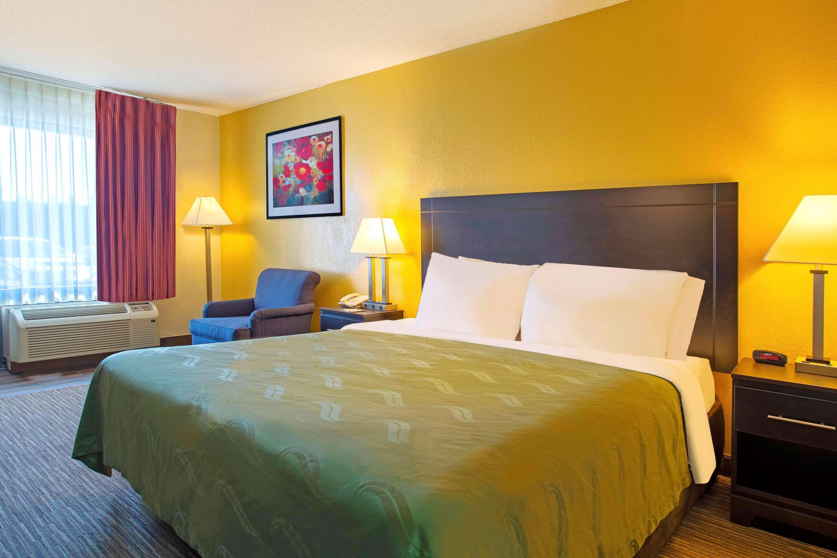 Quality Inn At Arlington Highlands Eksteriør bilde