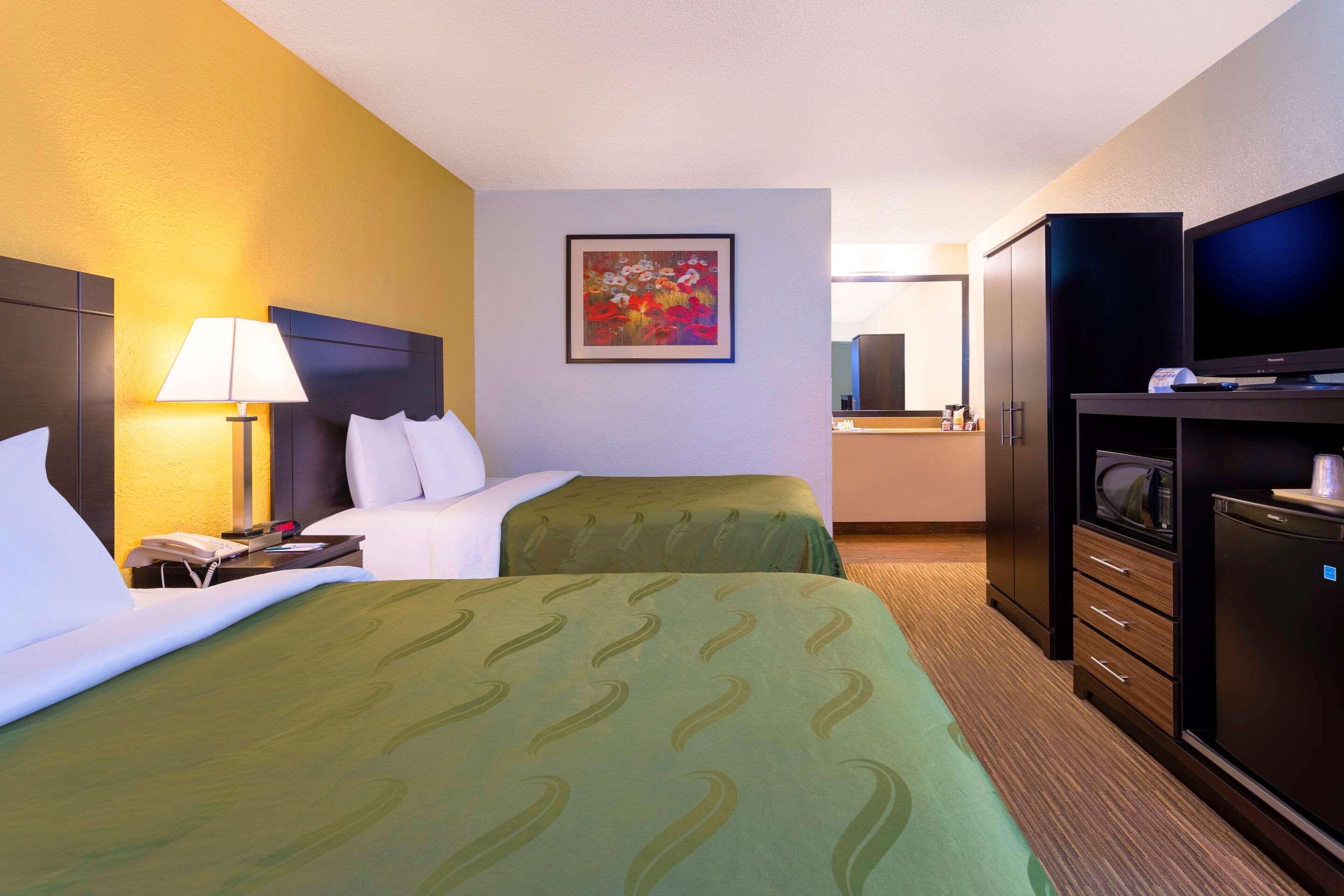 Quality Inn At Arlington Highlands Eksteriør bilde